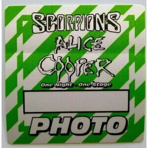 Alice Cooper Scorpions  Backstage Pass Original 1996 Hard Rock Music Green
